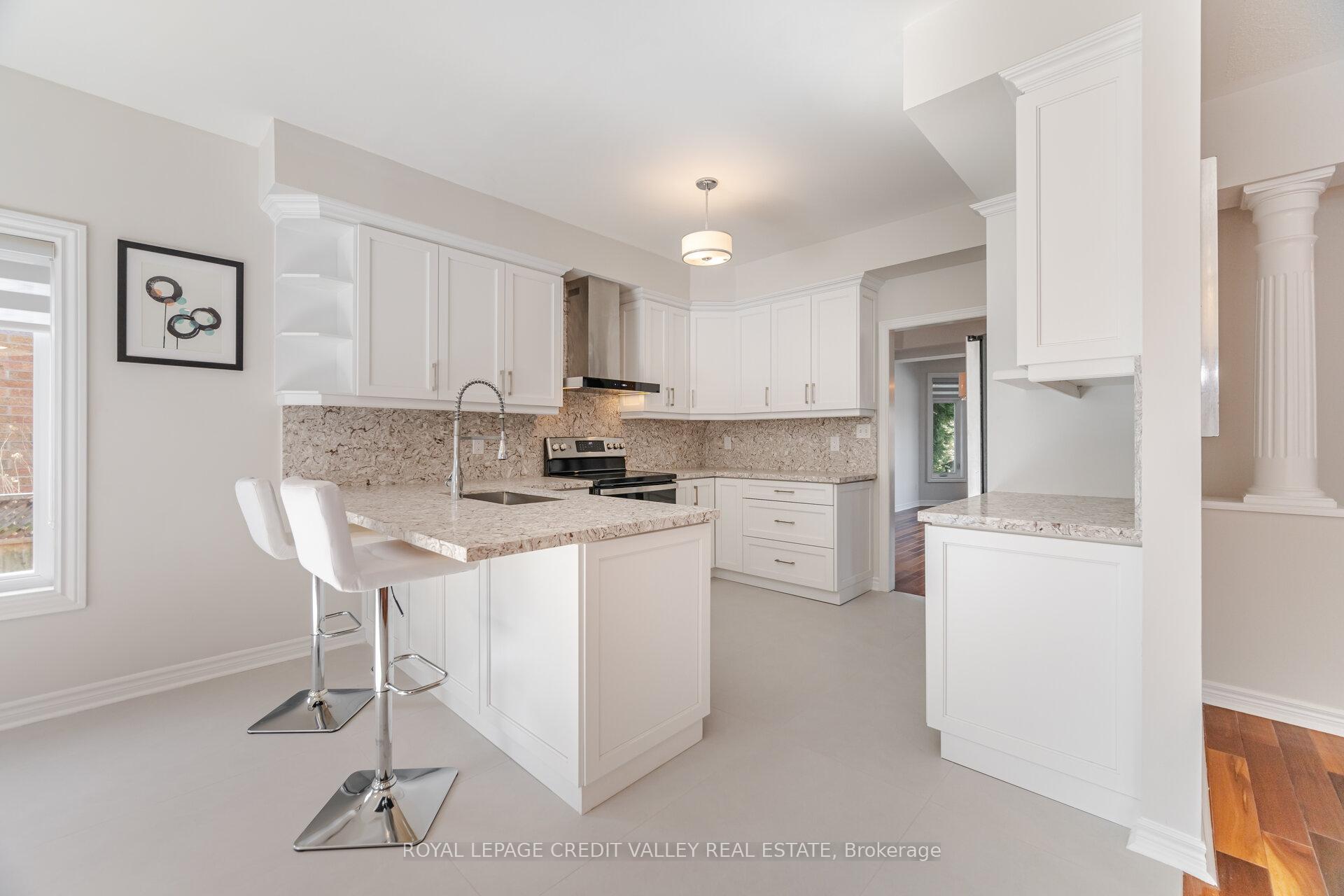 Photo 15 of 32 Pinebrook Circle, Caledon, Rural Caledon — HOMEH