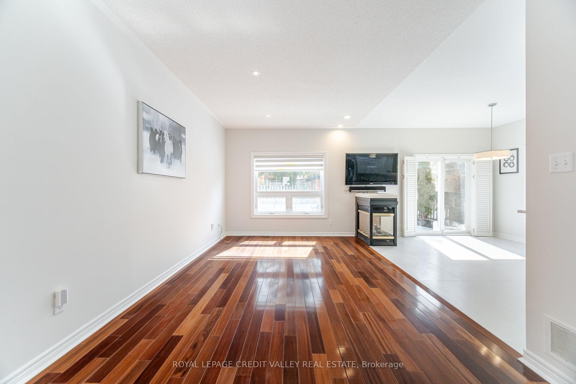 Photo 27 of 32 Pinebrook Circle, Caledon, Rural Caledon — HOMEH