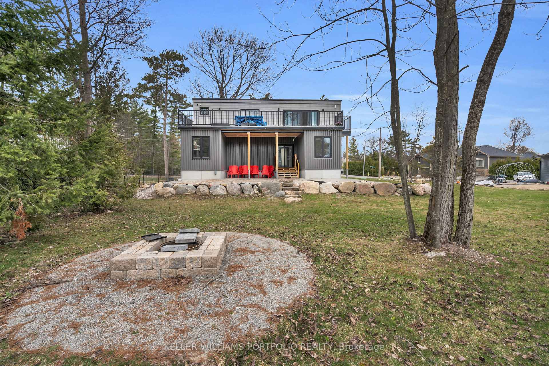 Photo 17 of 2 Grosvenor Drive, Tiny, Rural Tiny — HOMEH