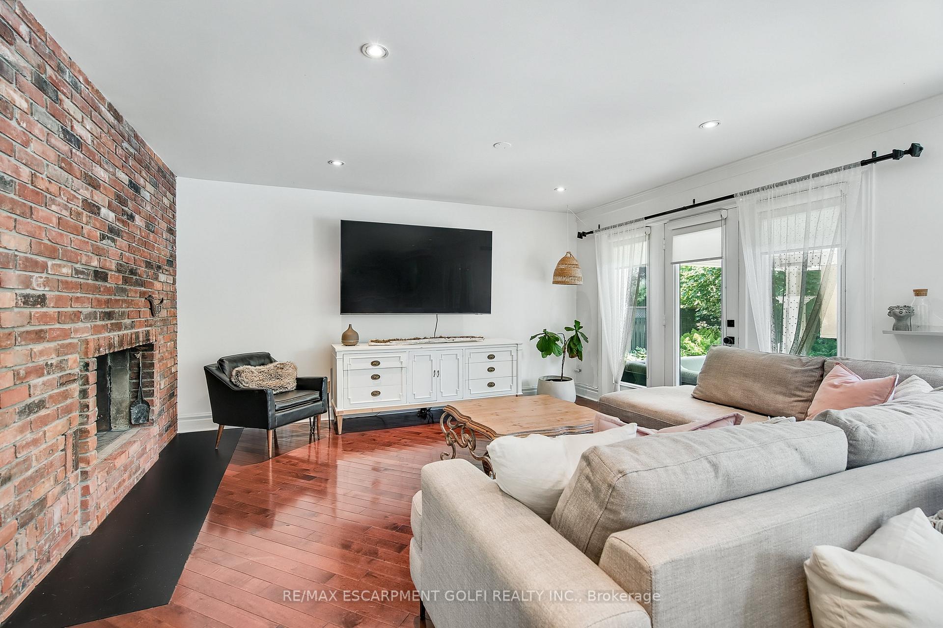 Photo 17 of 268 Appleby Road, Hamilton, Ancaster — HOMEH