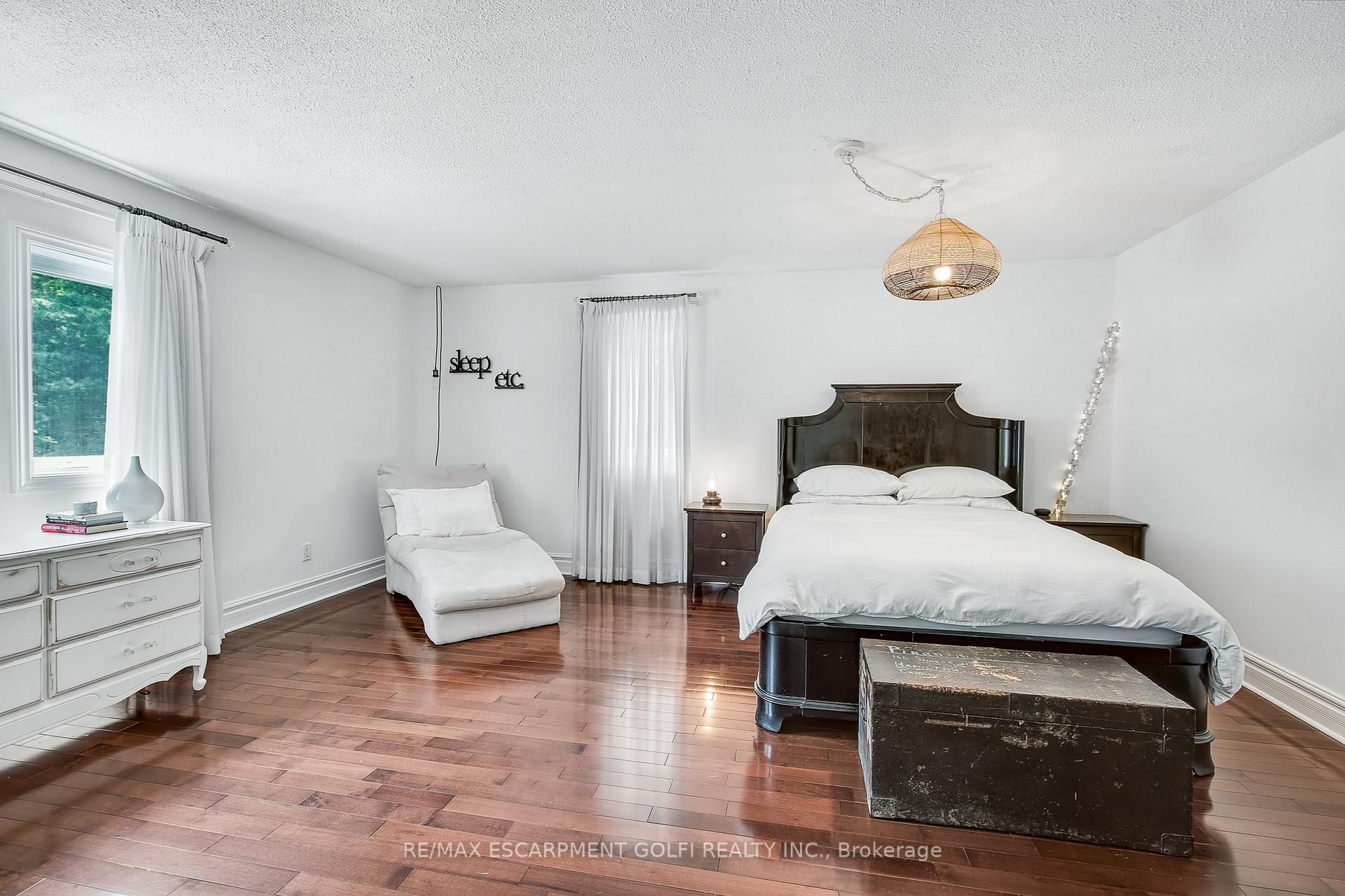 Photo 21 of 268 Appleby Road, Hamilton, Ancaster — HOMEH