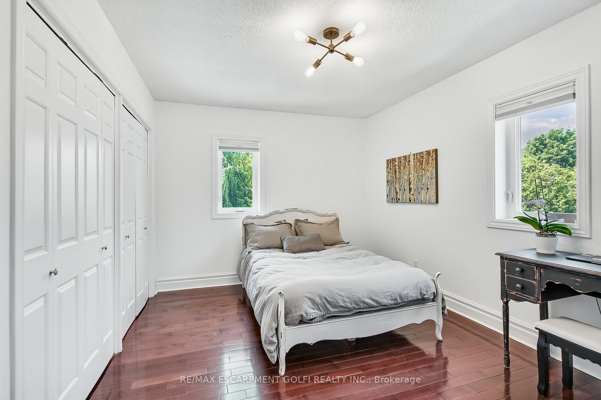 Photo 11 of 268 Appleby Road, Hamilton, Ancaster — HOMEH