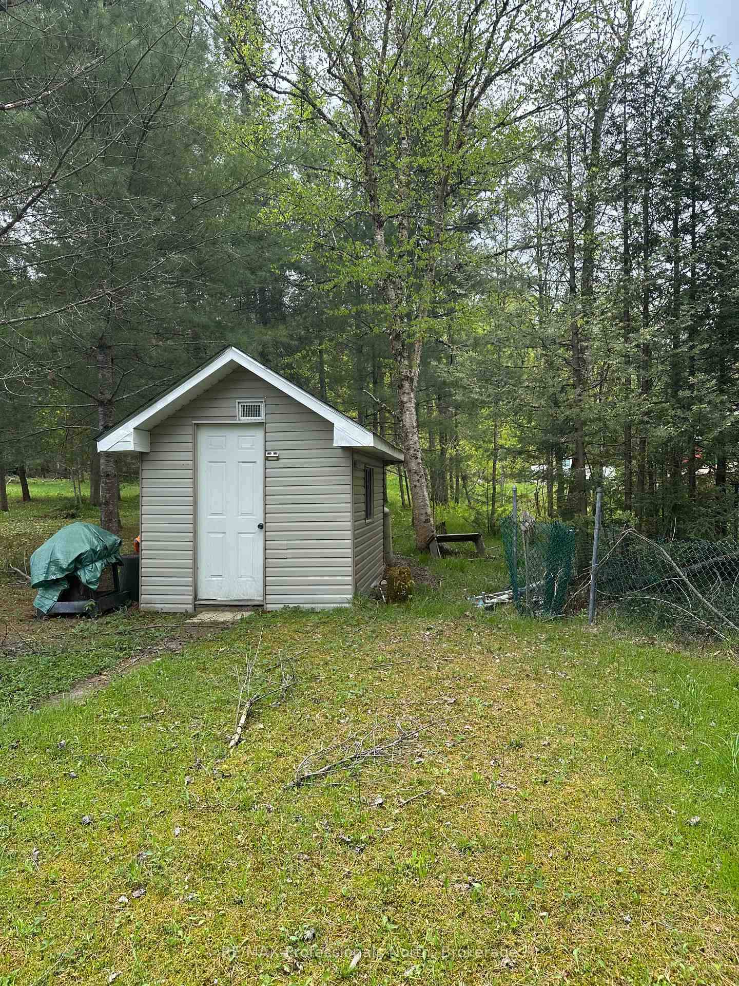 Photo 11 of 170 Cedar Shores Private, Bracebridge, Macaulay — HOMEH