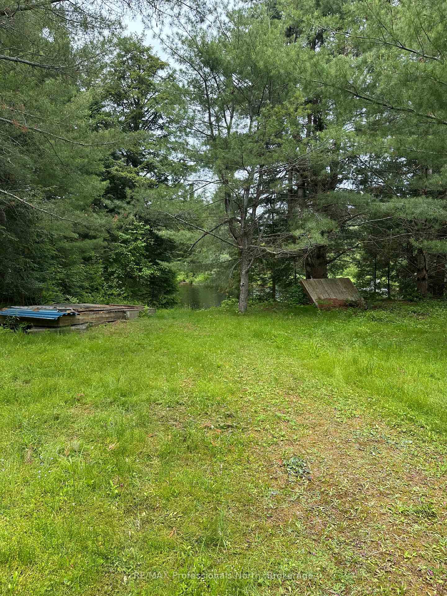 Photo 15 of 170 Cedar Shores Private, Bracebridge, Macaulay — HOMEH