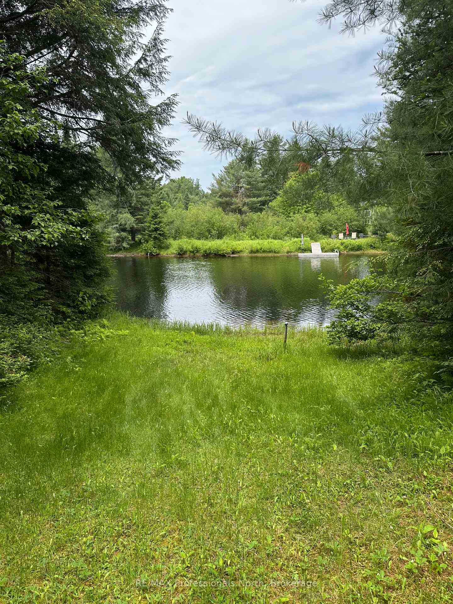 Photo 12 of 170 Cedar Shores Private, Bracebridge, Macaulay — HOMEH