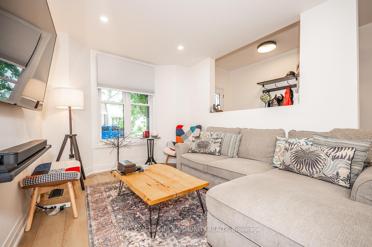 Photo 10 of 75 Lorne Avenue, Hamilton, Blakeley — HOMEH