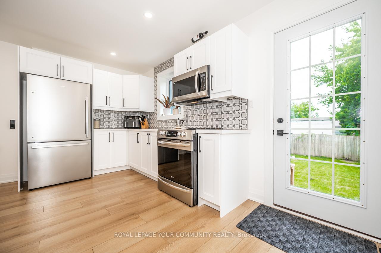 Photo 5 of 75 Lorne Avenue, Hamilton, Blakeley — HOMEH