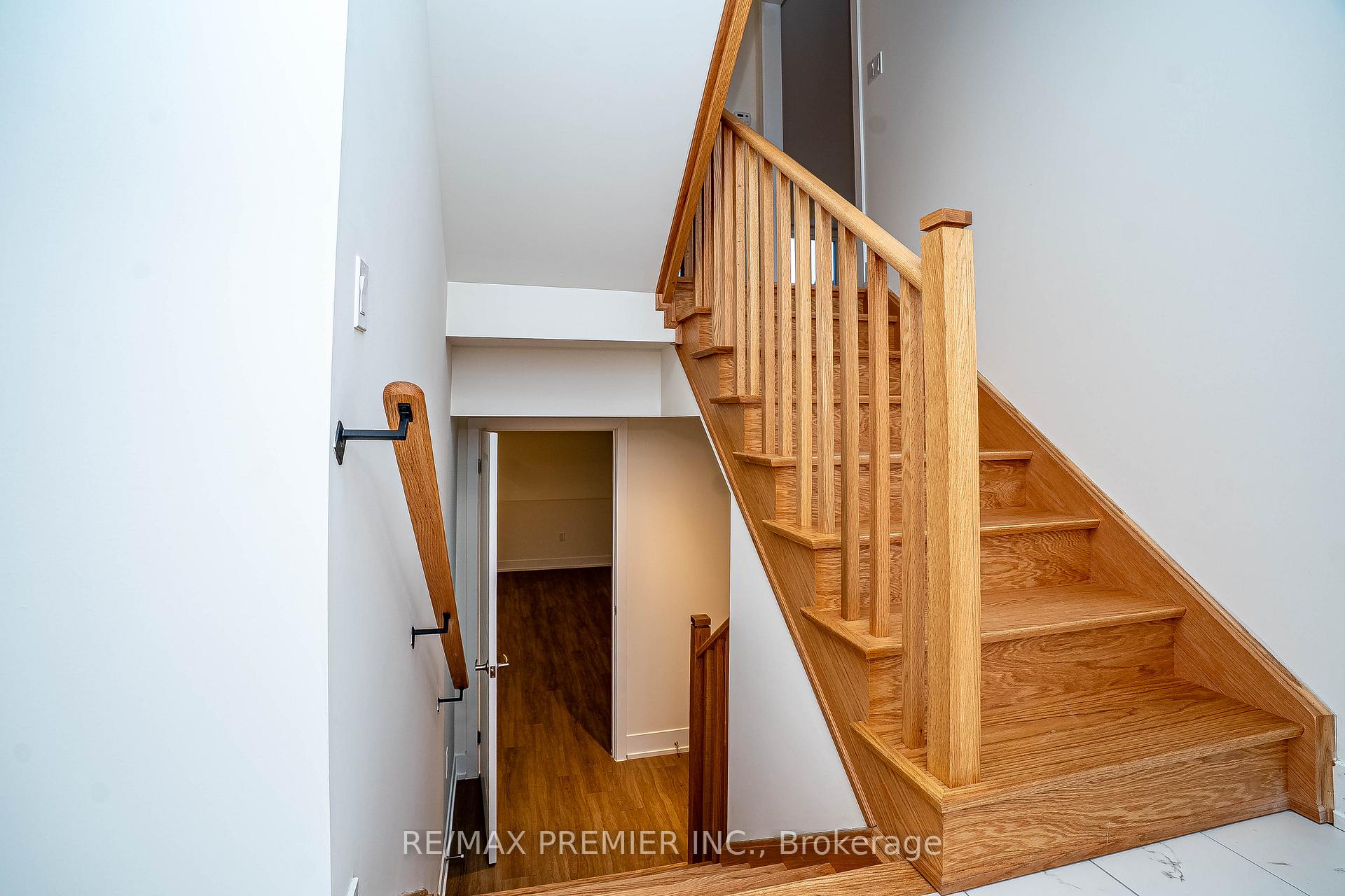 Photo 38 of 17 Hampton Lane, Barrie, Ardagh — HOMEH
