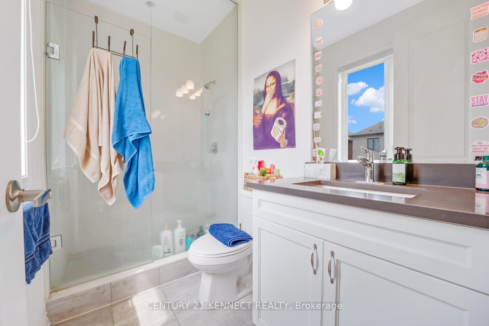 Photo 12 of 390 Madelaine Drive, Barrie, Rural Barrie Southeast — HOMEH