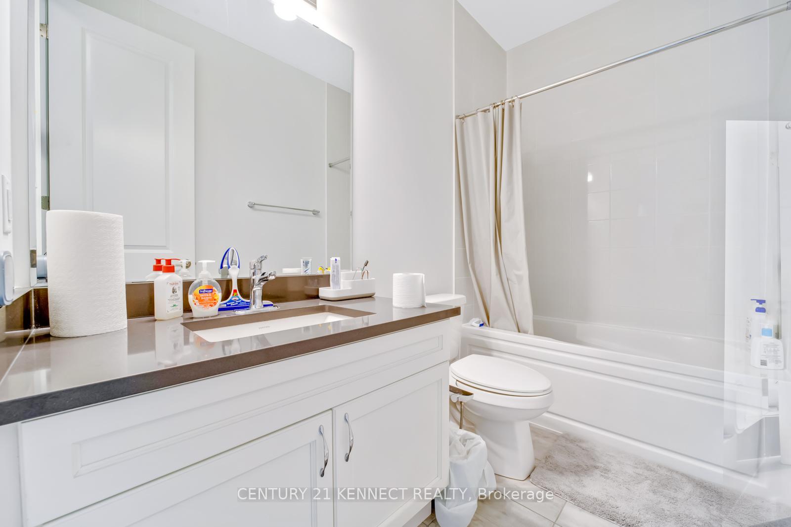 Photo 13 of 390 Madelaine Drive, Barrie, Rural Barrie Southeast — HOMEH