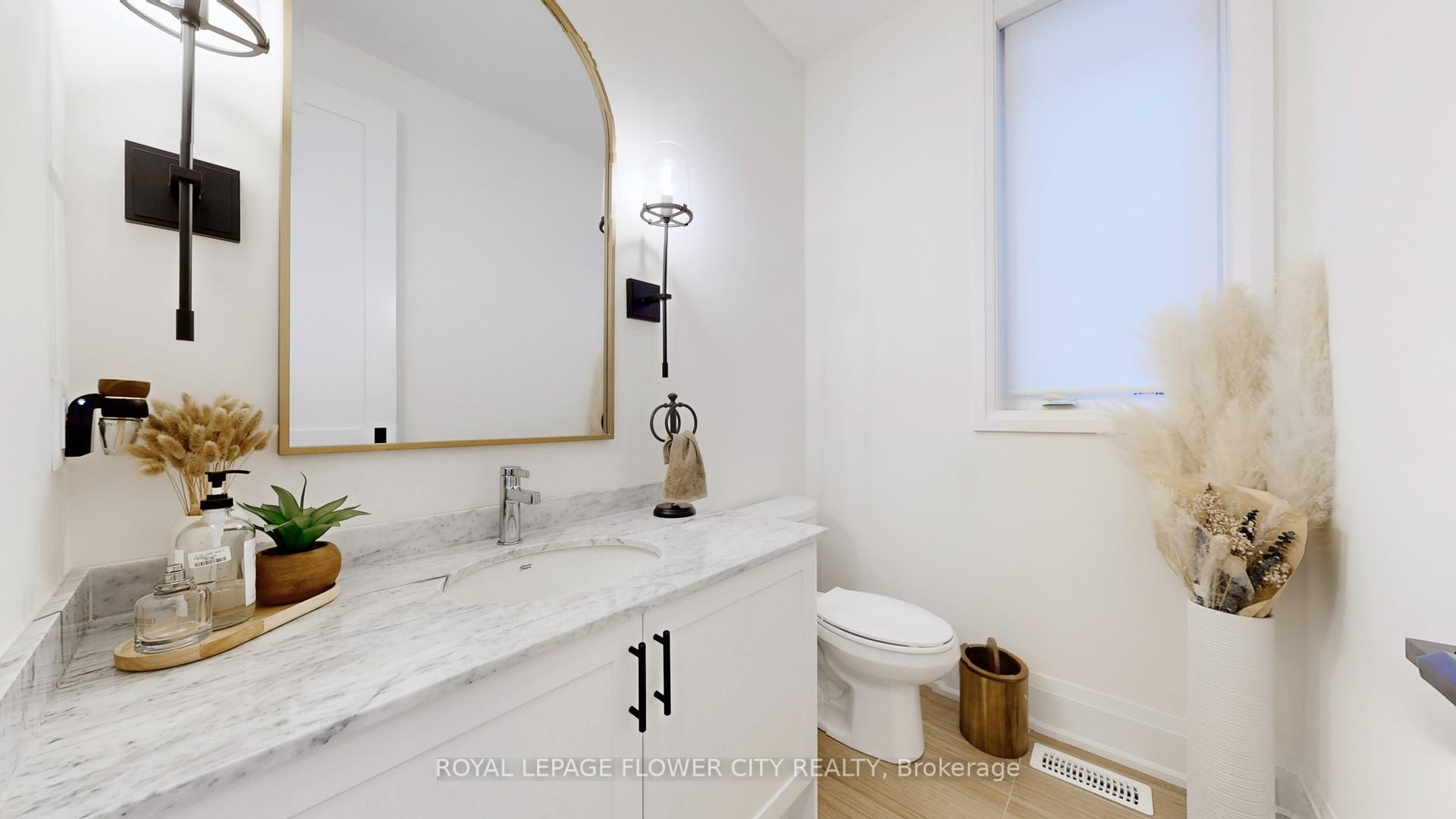 Photo 11 of 156 Petch Avenue, Caledon, Rural Caledon — HOMEH