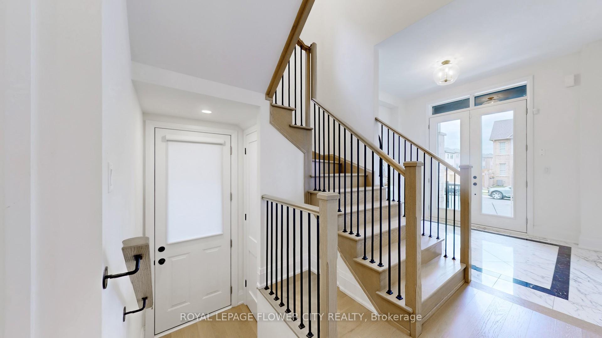 Photo 17 of 156 Petch Avenue, Caledon, Rural Caledon — HOMEH