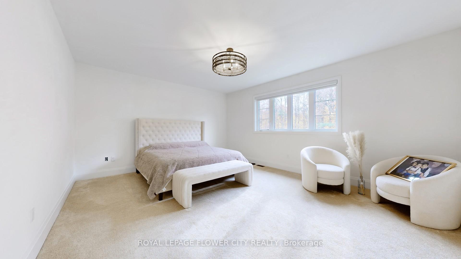 Photo 15 of 156 Petch Avenue, Caledon, Rural Caledon — HOMEH
