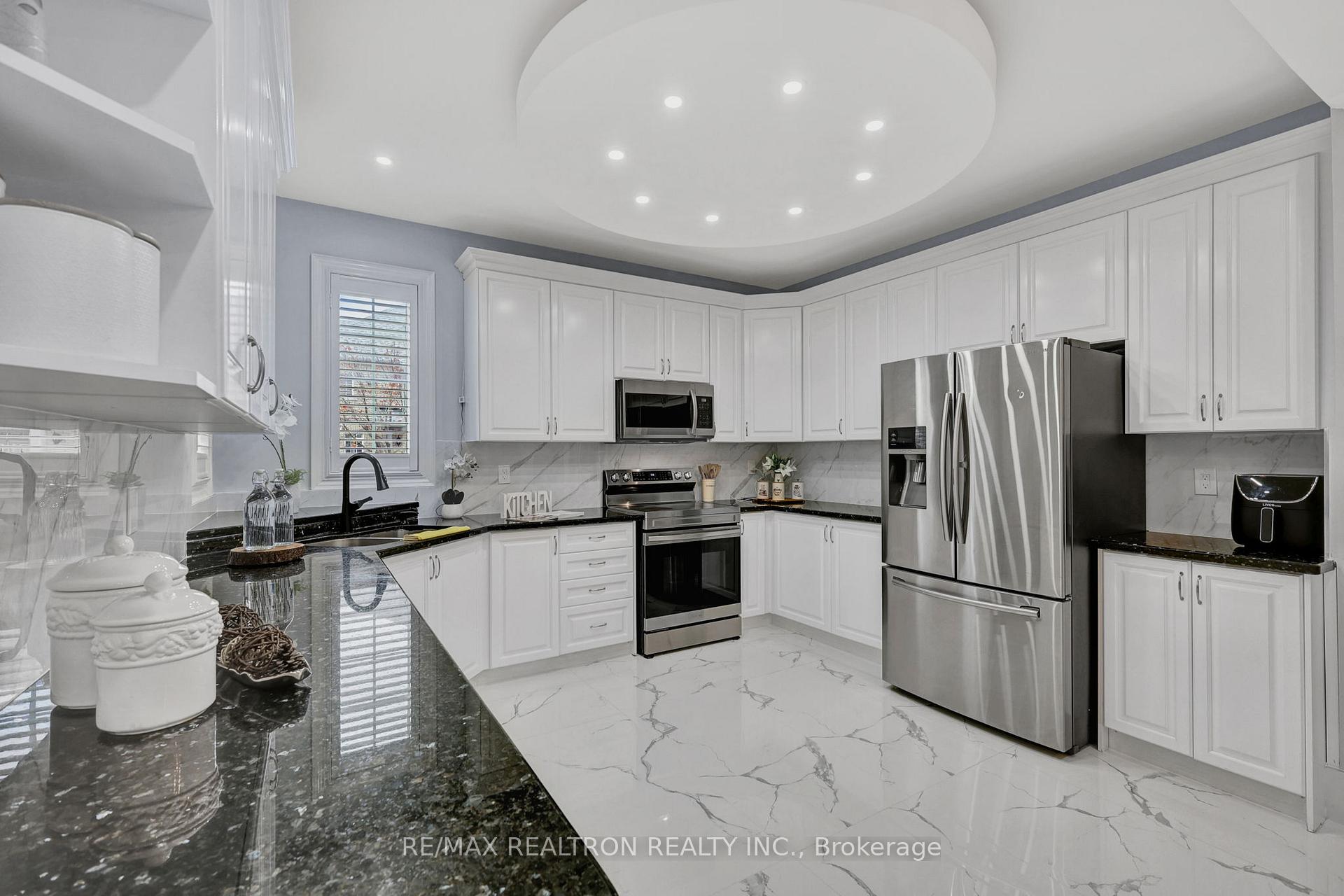 Photo 23 of 199 Davos Road, Vaughan, Vellore Village — HOMEH