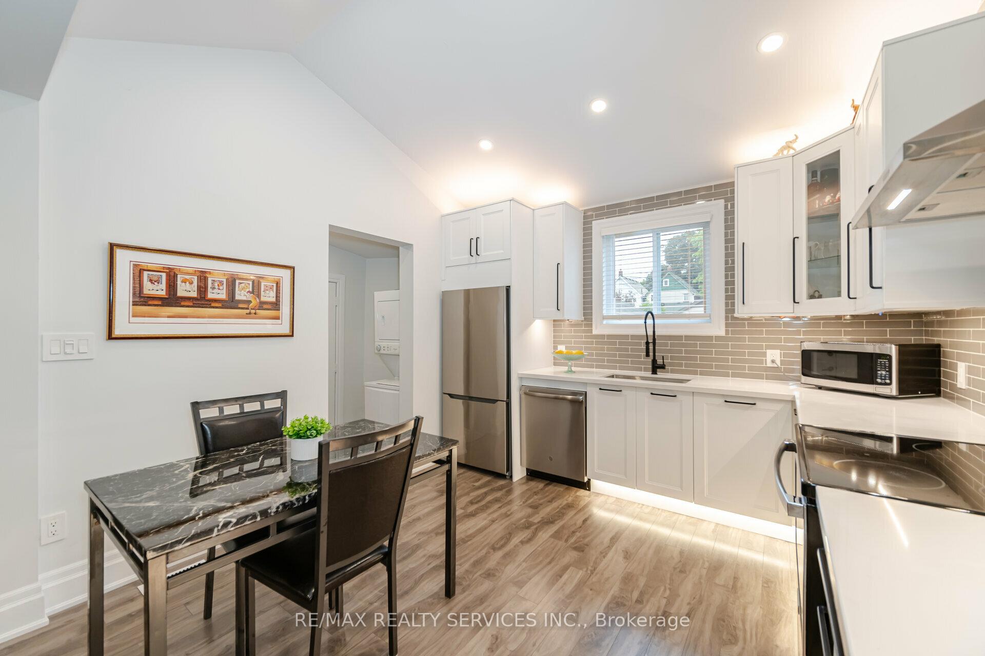 Photo 21 of 84 Clinton Street, Hamilton, Stipley — HOMEH