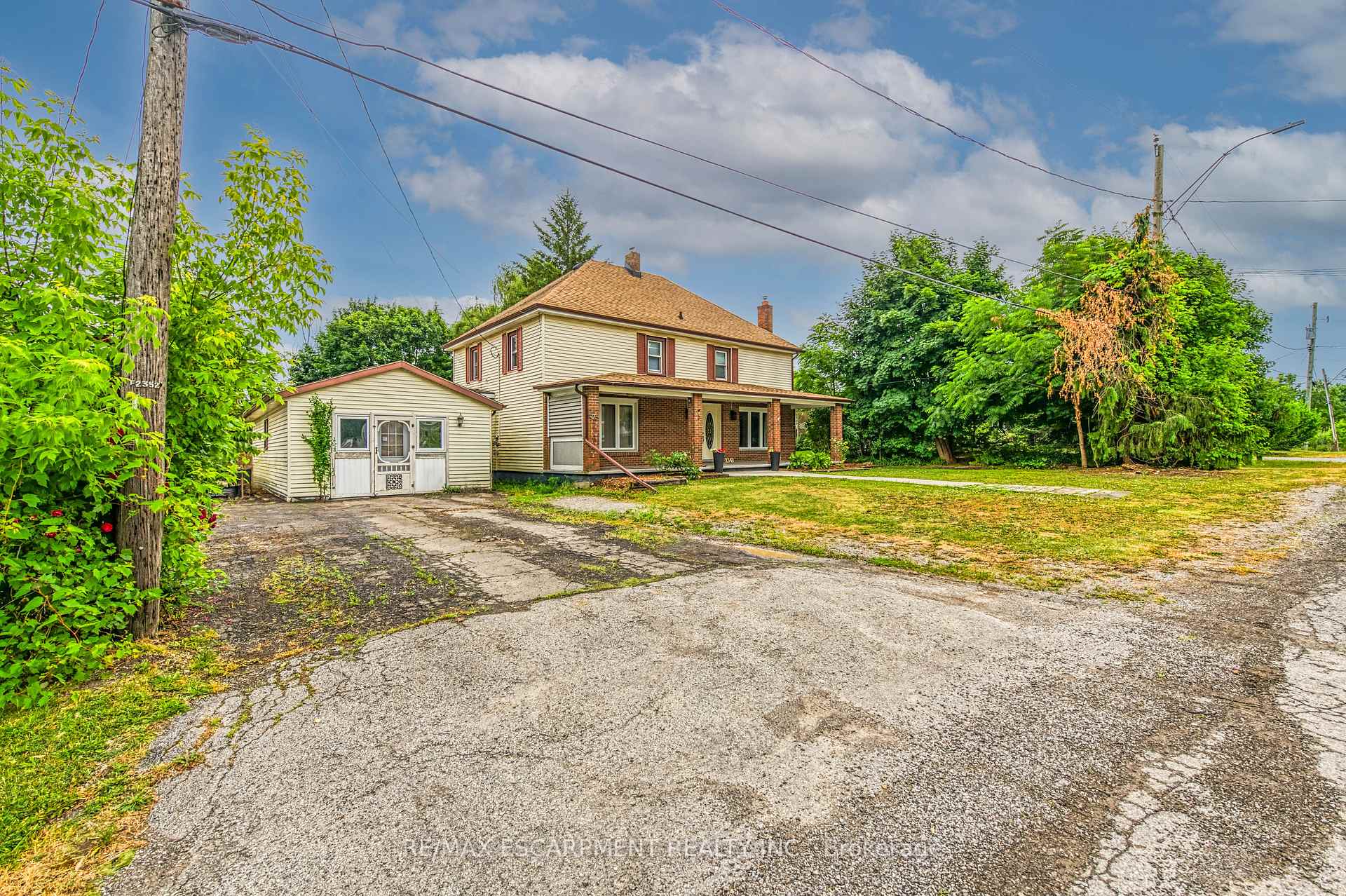 Photo 7 of 2348 Clifton Street, Thorold, Allanburg/Thorold South — HOMEH