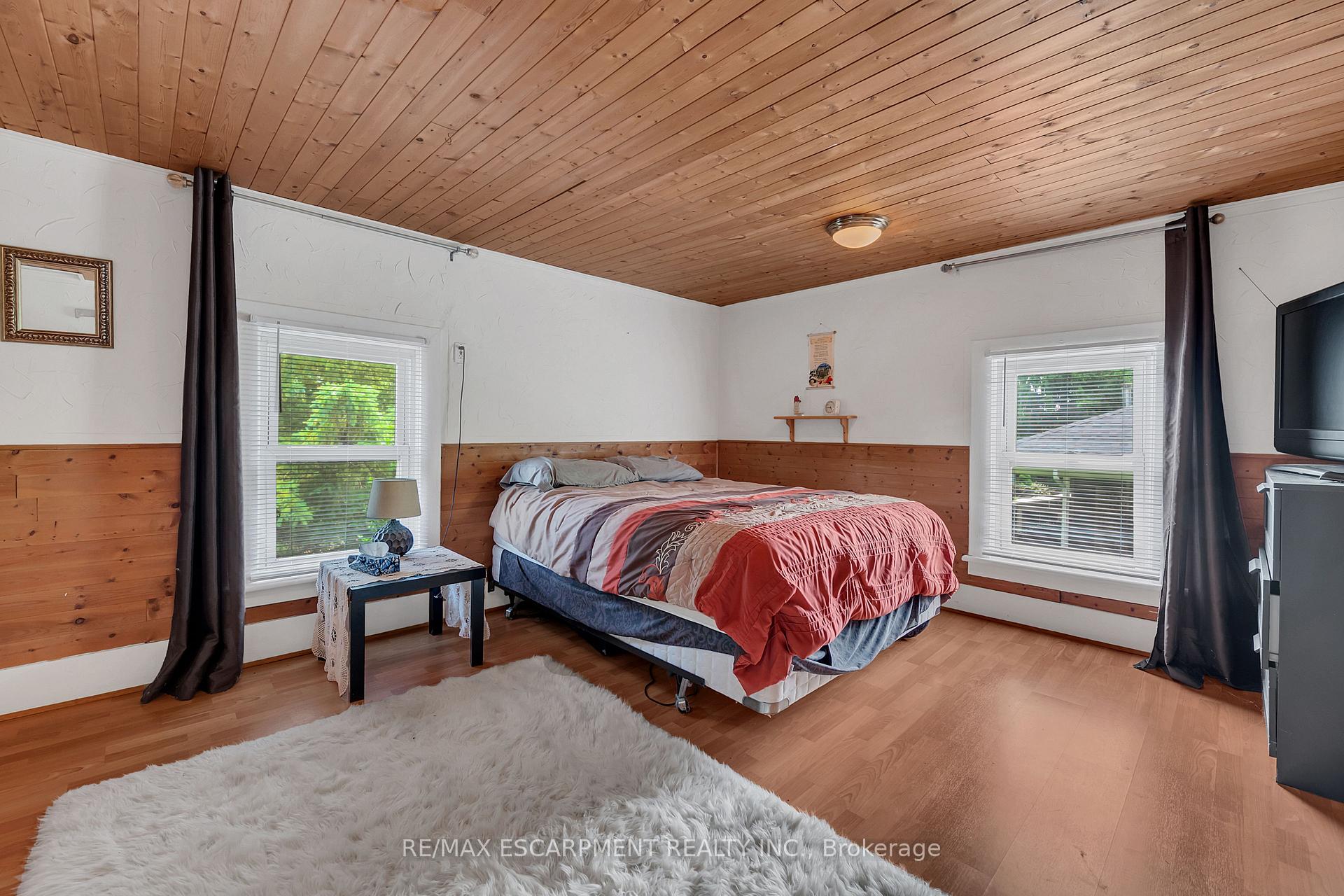 Photo 18 of 2348 Clifton Street, Thorold, Allanburg/Thorold South — HOMEH