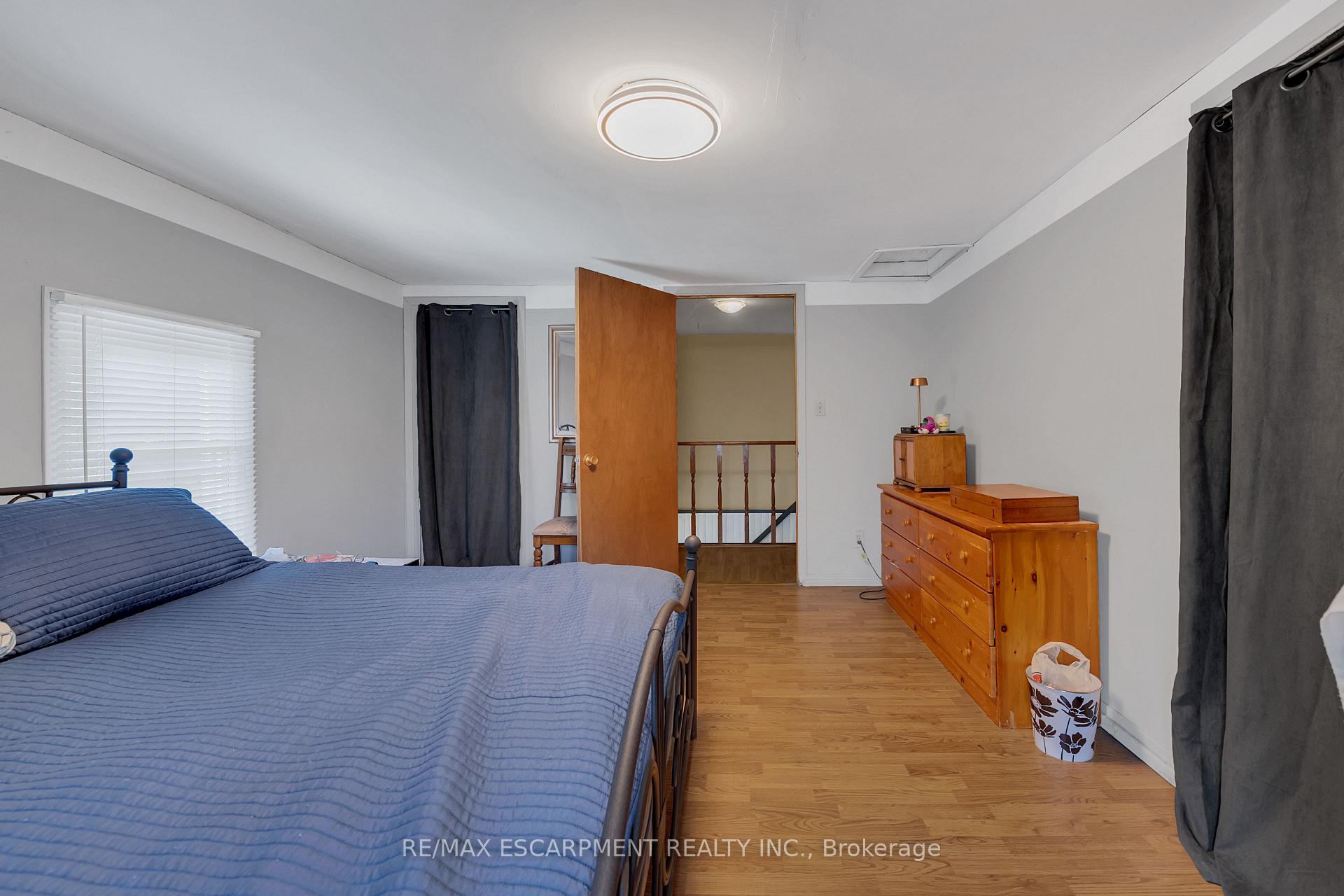 Photo 17 of 2348 Clifton Street, Thorold, Allanburg/Thorold South — HOMEH