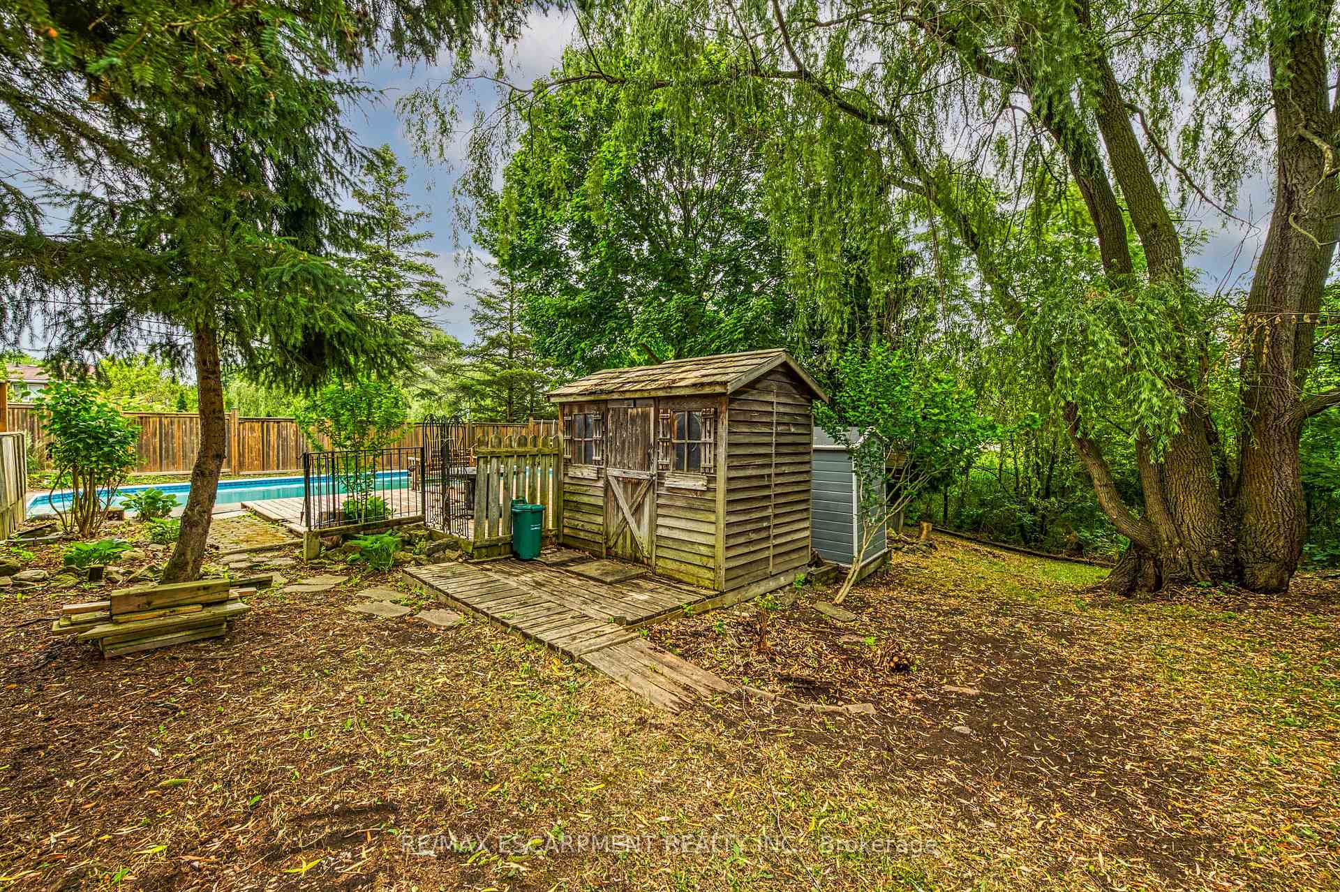Photo 47 of 2348 Clifton Street, Thorold, Allanburg/Thorold South — HOMEH