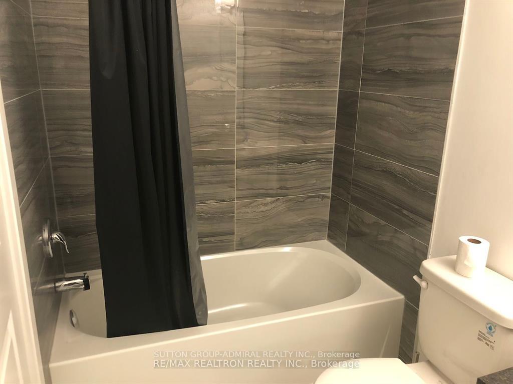 Photo 12 of 112 Fairlane Avenue, Barrie, Painswick South — HOMEH