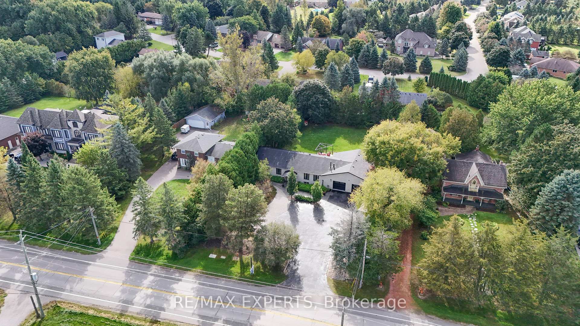 Photo 36 of 4309 Lloydtown Aurora Road, King, Pottageville — HOMEH