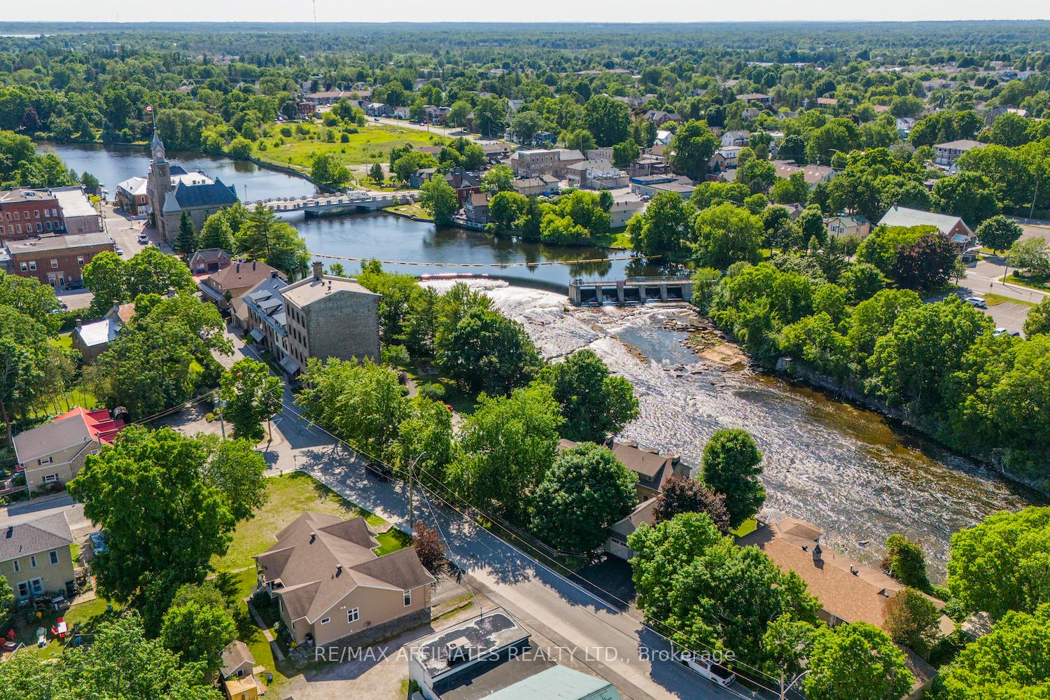 Photo 48 of 71 Mill Street, Carleton Place — HOMEH