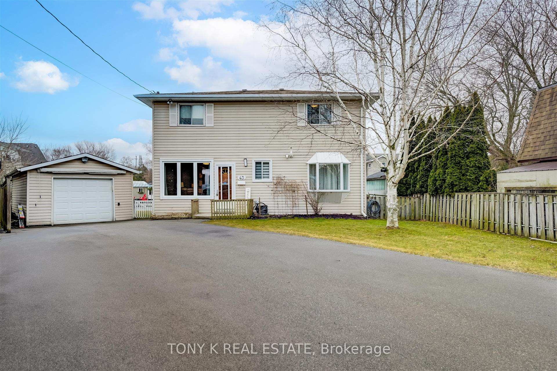 Photo 1 of 43 Shirlea Boulevard, Georgina, Keswick South — HOMEH