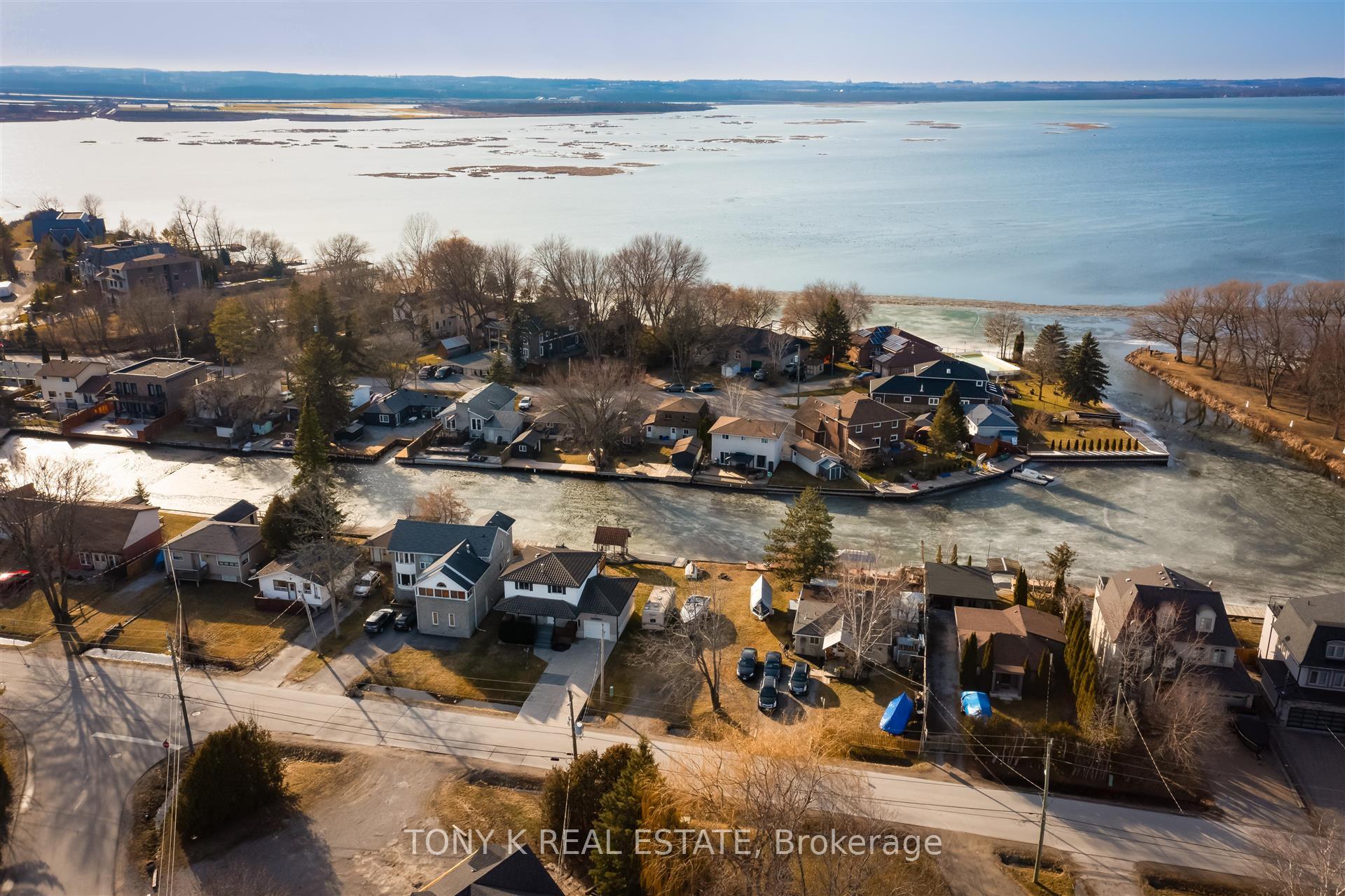 Photo 18 of 43 Shirlea Boulevard, Georgina, Keswick South — HOMEH