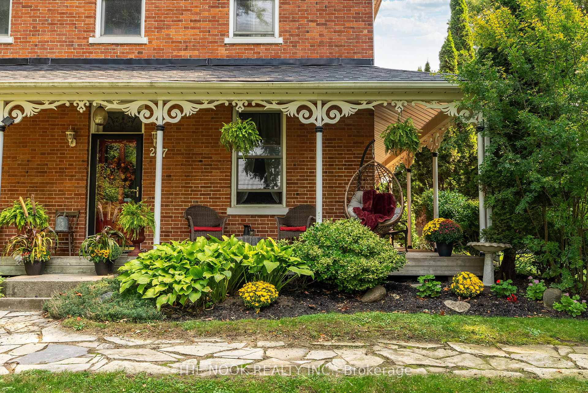 Photo 8 of 227 Scugog Street, Clarington, Bowmanville — HOMEH