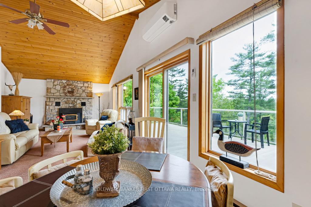 Photo 5 of 1036 Palmerston Crescent, Frontenac, Frontenac North — HOMEH