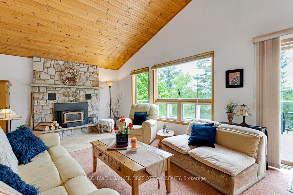 Photo 8 of 1036 Palmerston Crescent, Frontenac, Frontenac North — HOMEH