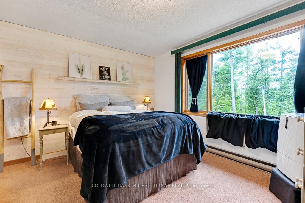 Photo 27 of 1036 Palmerston Crescent, Frontenac, Frontenac North — HOMEH