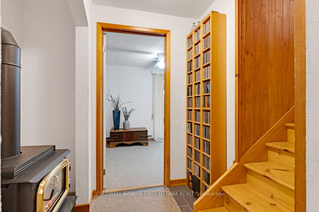 Photo 40 of 1036 Palmerston Crescent, Frontenac, Frontenac North — HOMEH