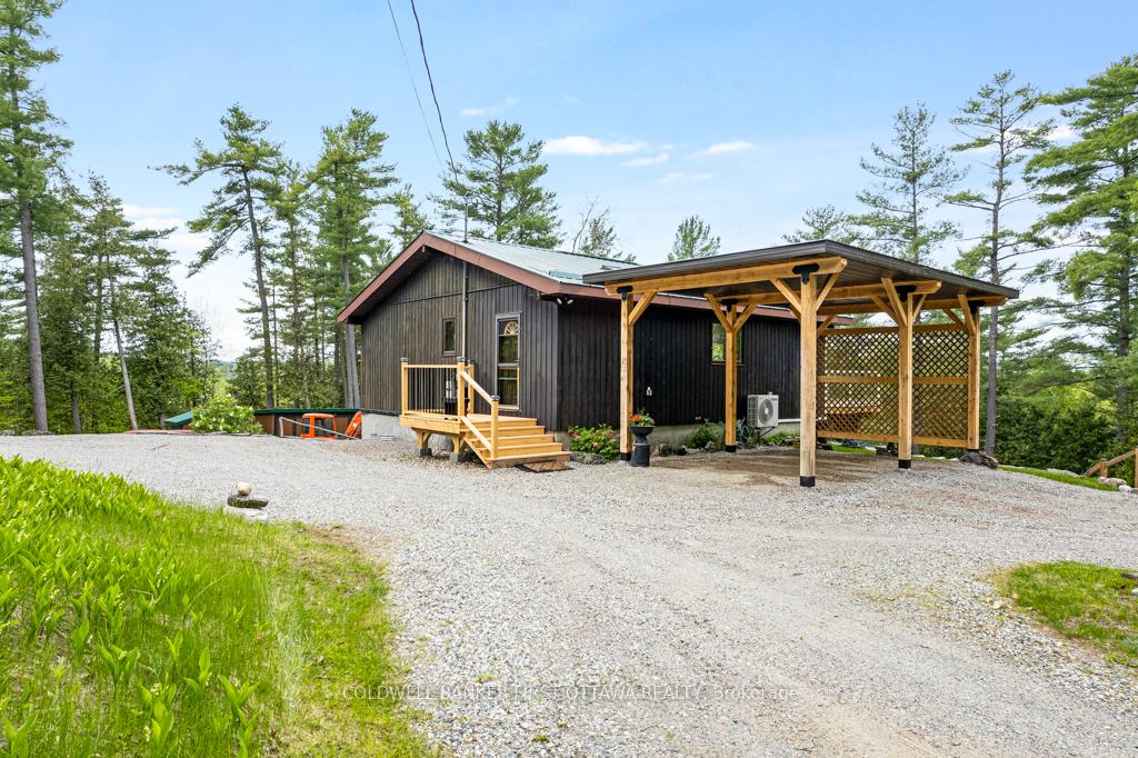 Photo 36 of 1036 Palmerston Crescent, Frontenac, Frontenac North — HOMEH