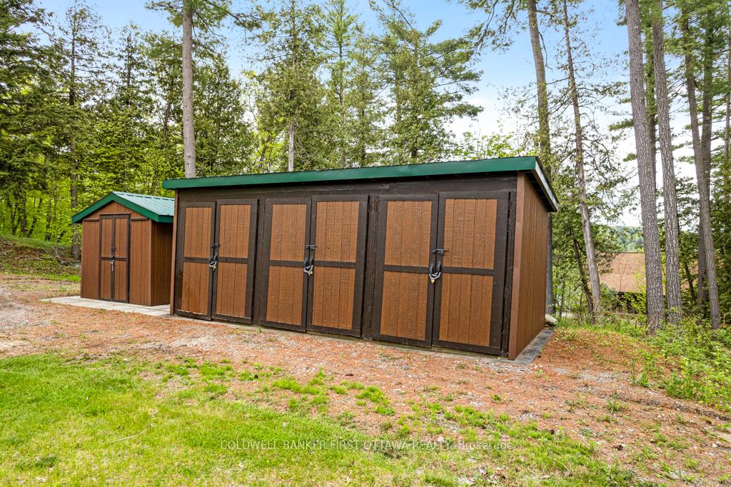Photo 37 of 1036 Palmerston Crescent, Frontenac, Frontenac North — HOMEH