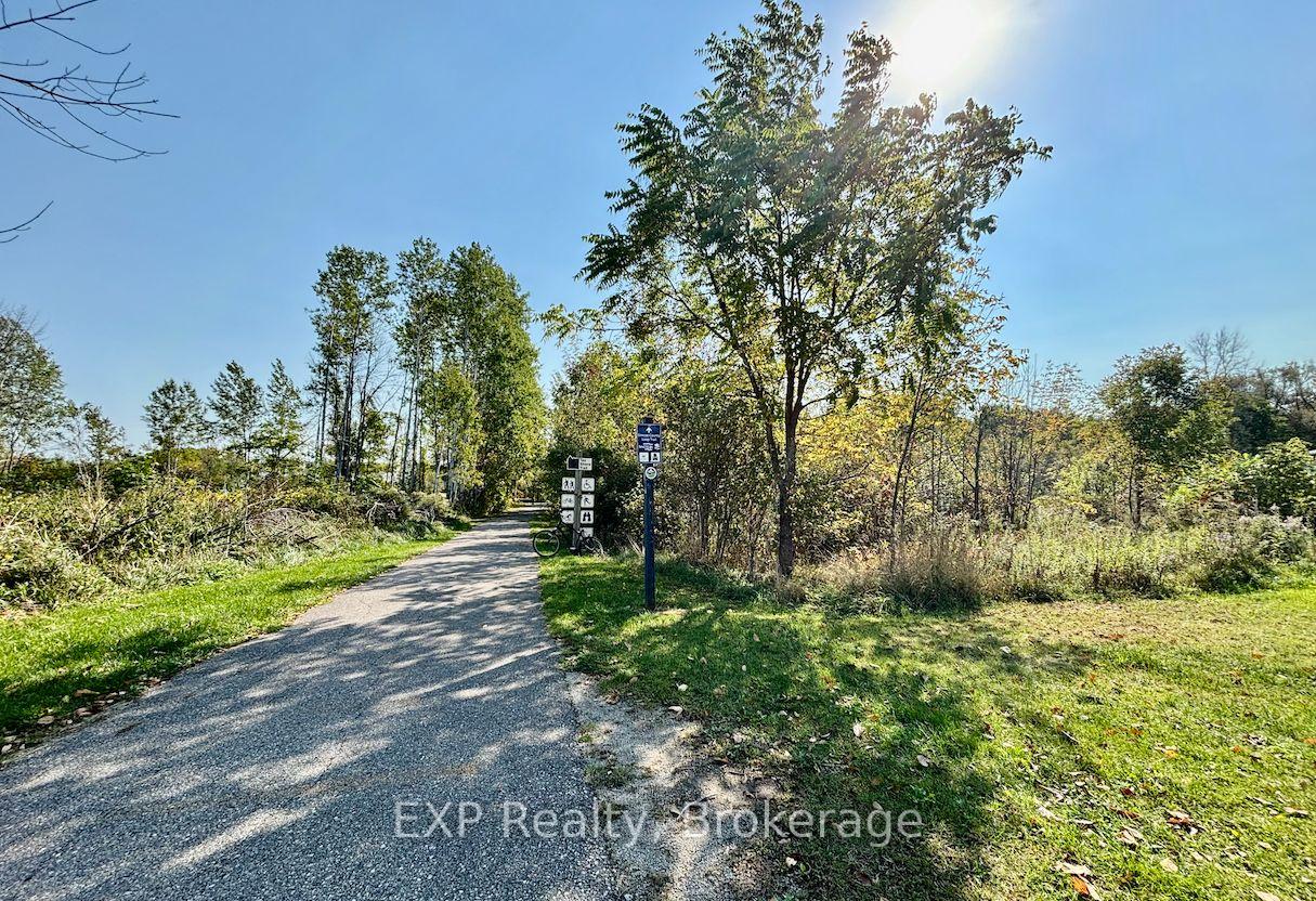 Photo 14 of 533 Margaret Street, Tay, Port McNicoll — HOMEH