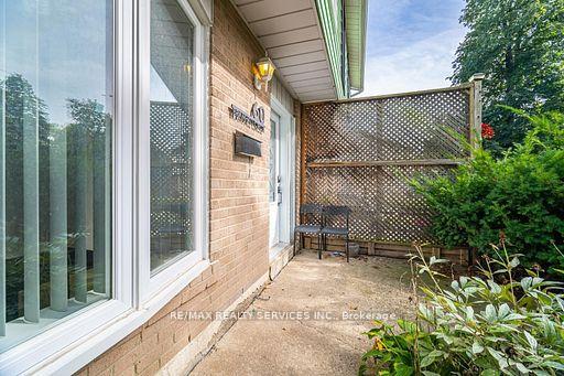 Photo 6 of 60 Bramhall Circle, Brampton, Madoc — HOMEH