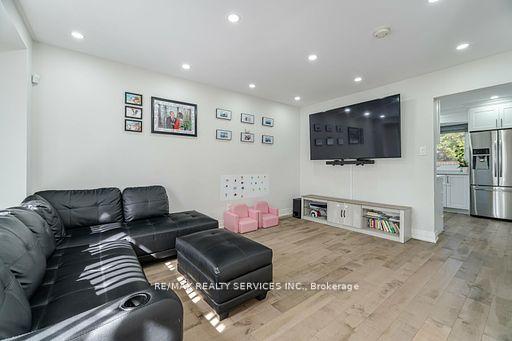Photo 4 of 60 Bramhall Circle, Brampton, Madoc — HOMEH