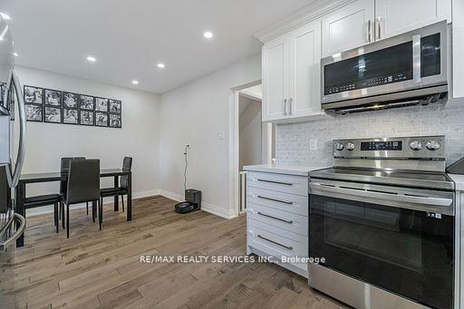 Photo 10 of 60 Bramhall Circle, Brampton, Madoc — HOMEH