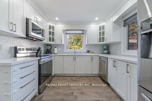 Photo 11 of 60 Bramhall Circle, Brampton, Madoc — HOMEH