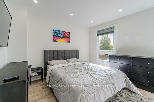 Photo 17 of 60 Bramhall Circle, Brampton, Madoc — HOMEH
