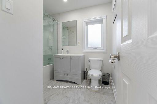 Photo 24 of 60 Bramhall Circle, Brampton, Madoc — HOMEH