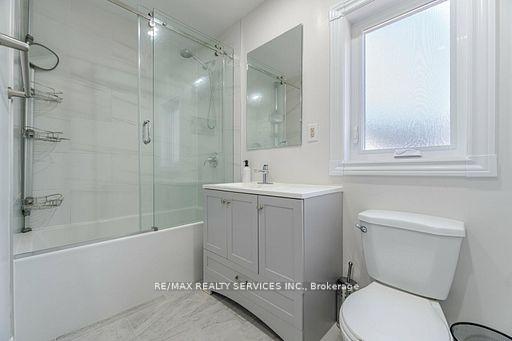 Photo 23 of 60 Bramhall Circle, Brampton, Madoc — HOMEH