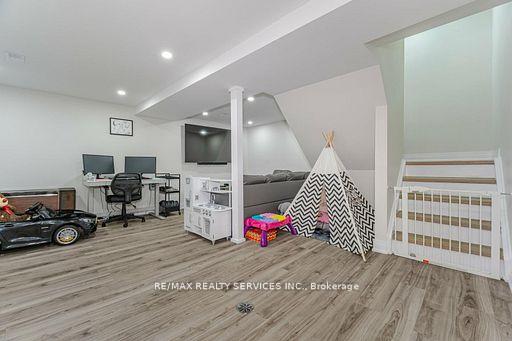 Photo 36 of 60 Bramhall Circle, Brampton, Madoc — HOMEH