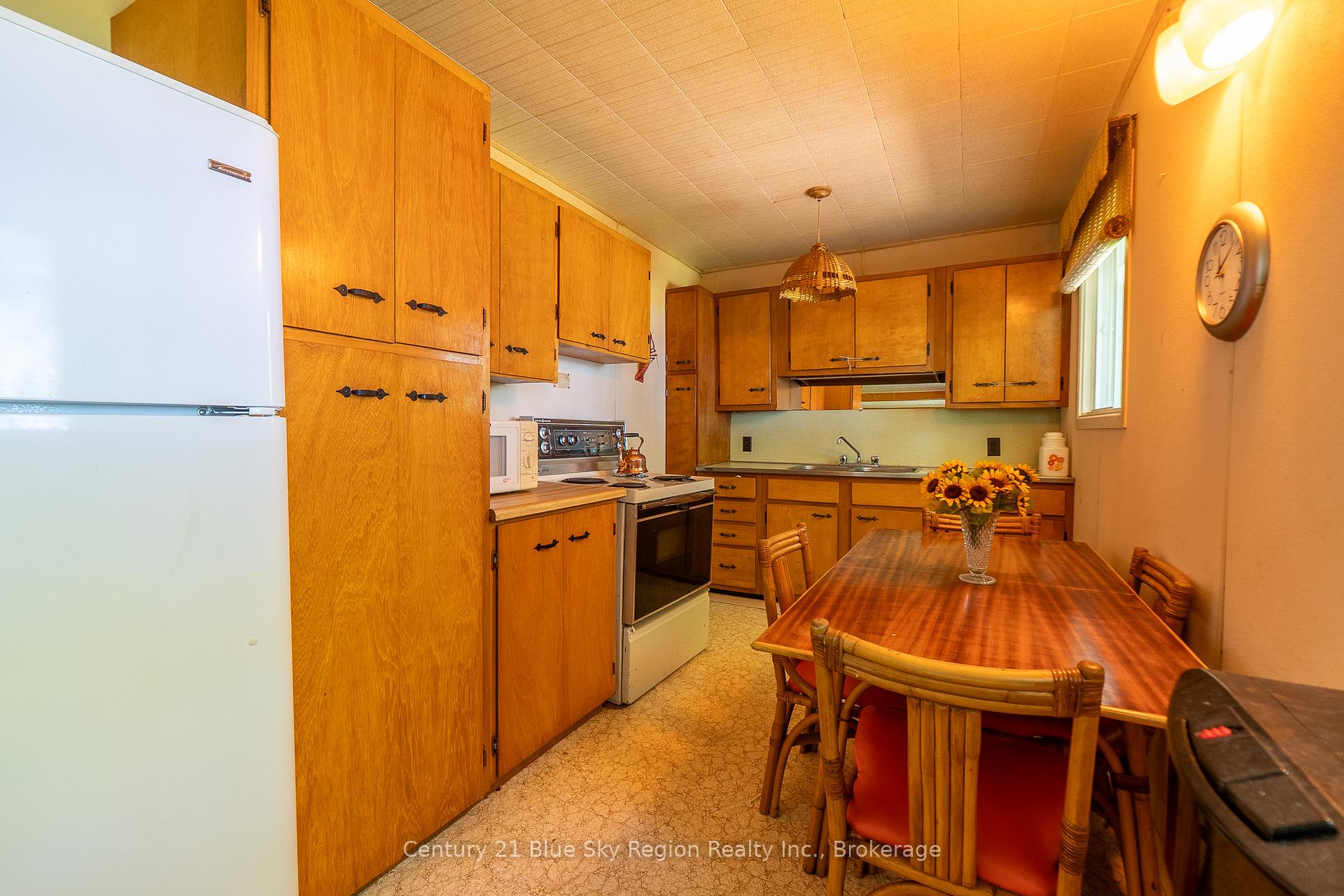 Photo 11 of 10 Maurice Road, West Nipissing, Sturgeon Falls — HOMEH