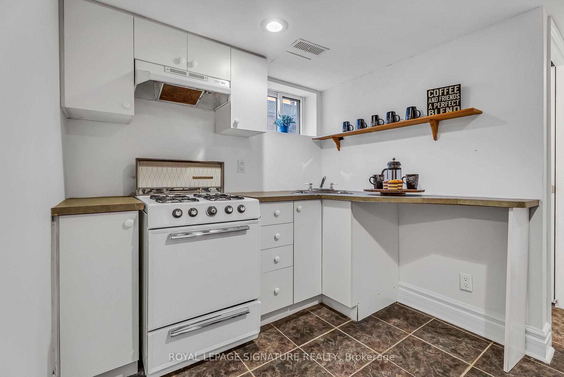Photo 19 of 81 Denvale Road, Toronto, O'Connor-Parkview — HOMEH