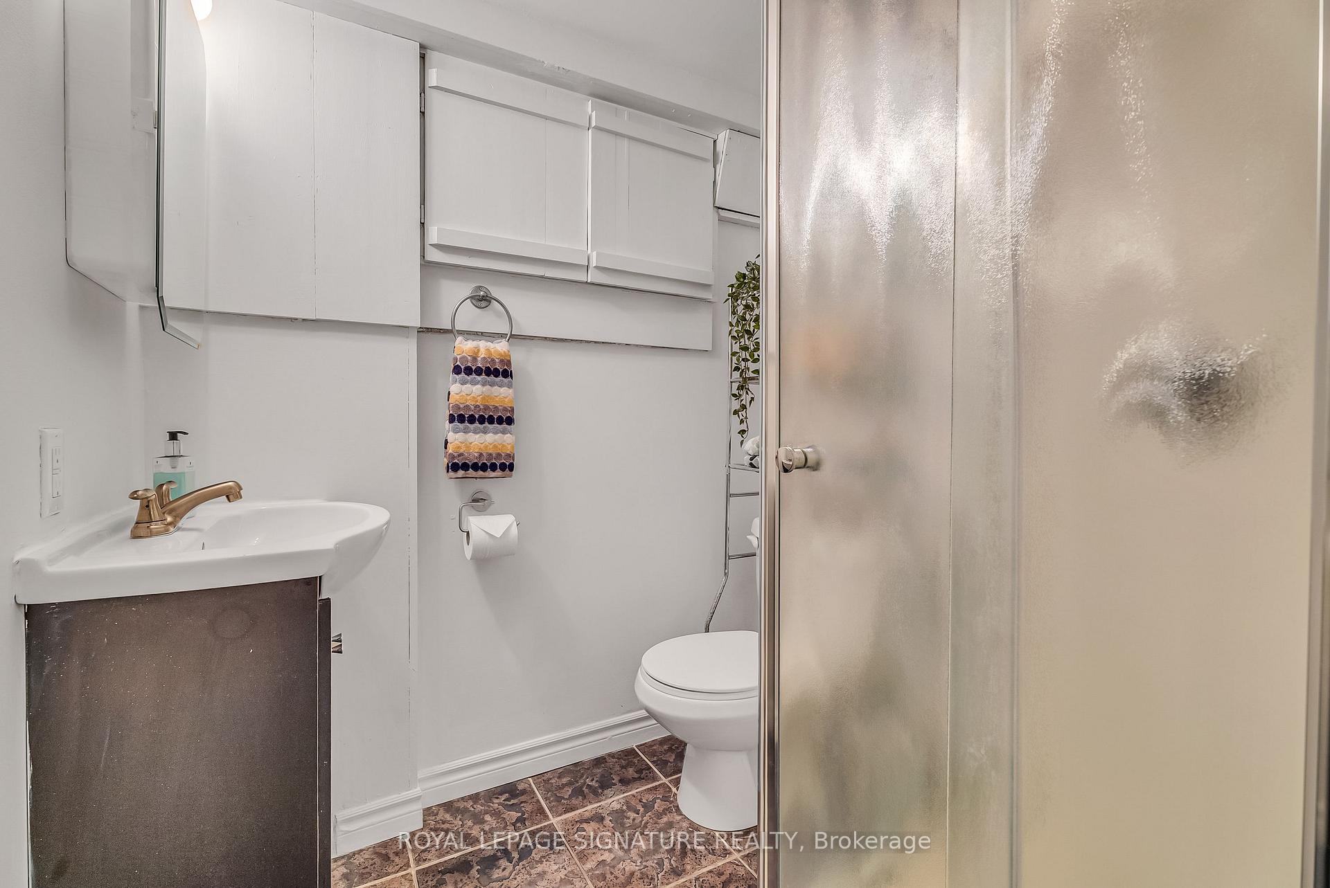 Photo 24 of 81 Denvale Road, Toronto, O'Connor-Parkview — HOMEH