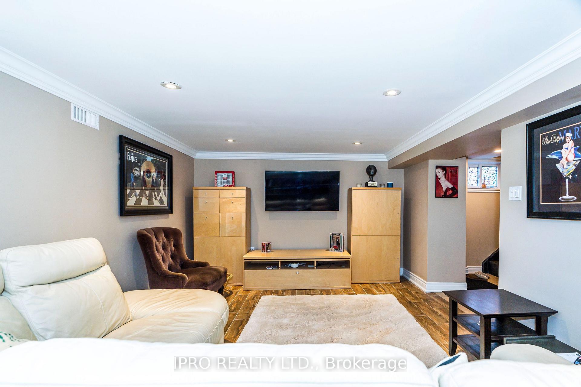 Photo 19 of 141 Toynbee Trail, Scarborough, Guildwood — HOMEH
