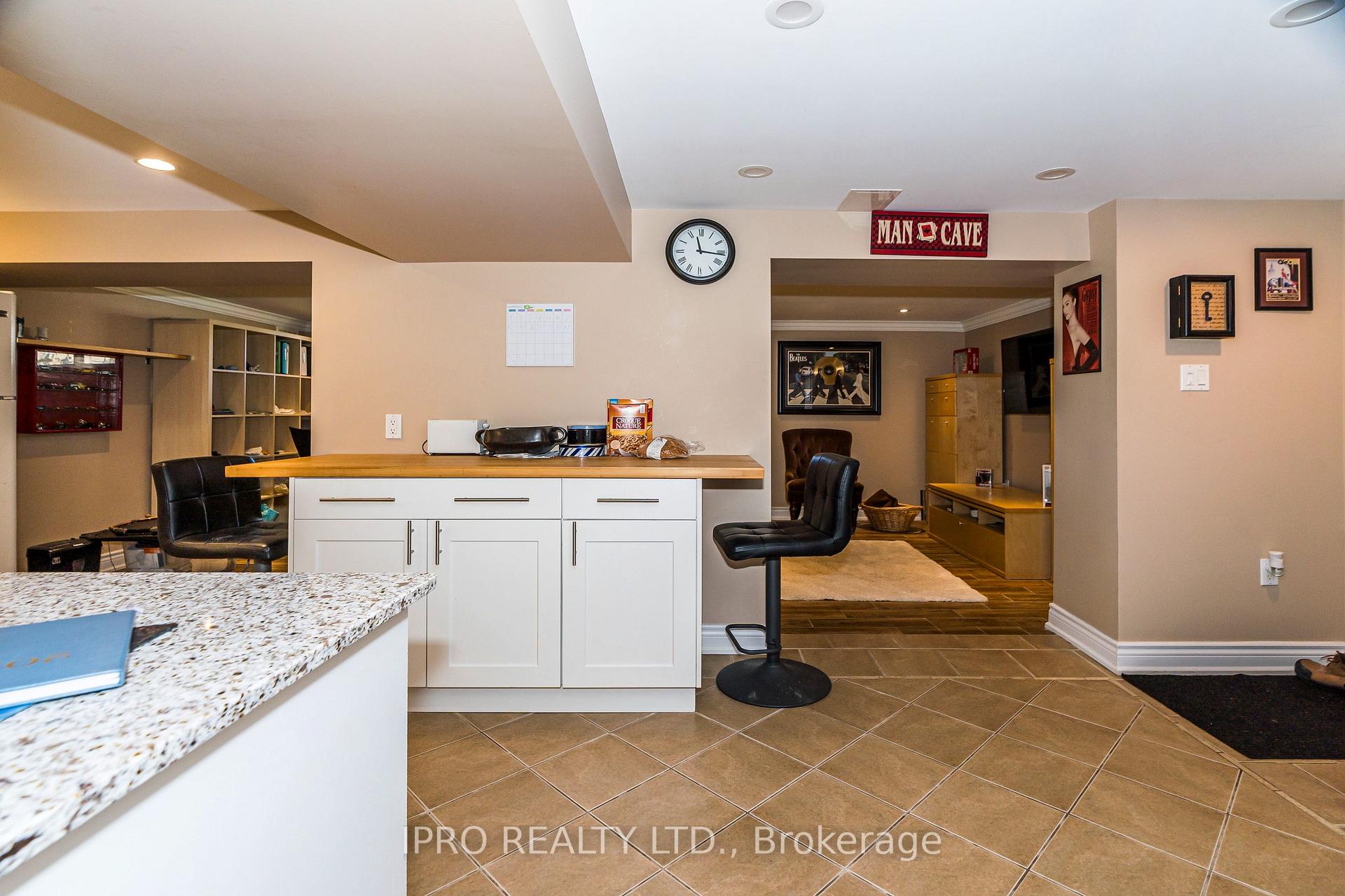 Photo 26 of 141 Toynbee Trail, Scarborough, Guildwood — HOMEH