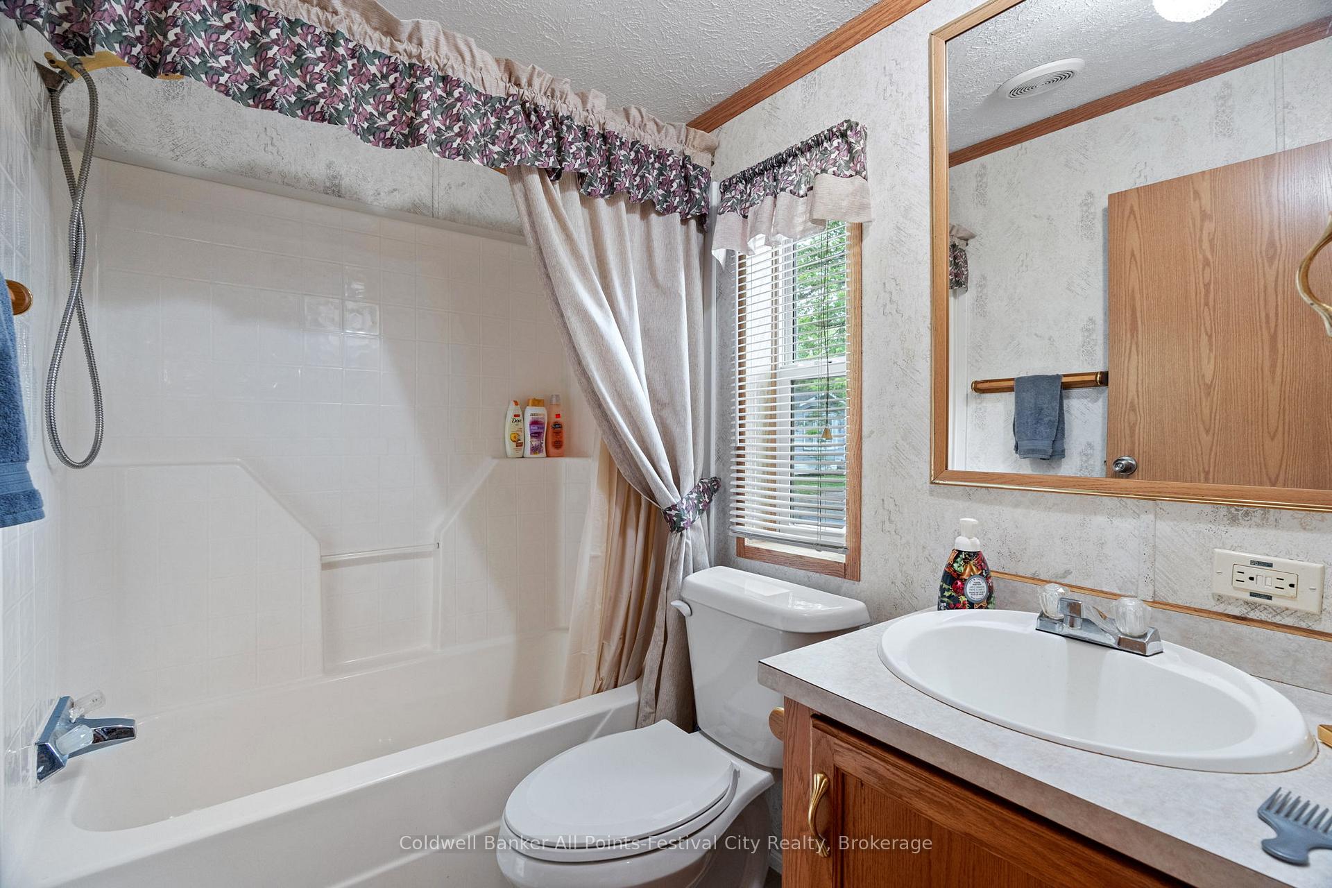 Photo 13 of 22 Ruth Street, Ashfield-Colborne-Wawanosh, Ashfield — HOMEH